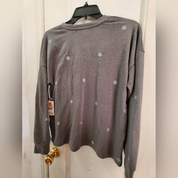 Snowflake-Embroidered Crewneck Top - Picture 3 of 3